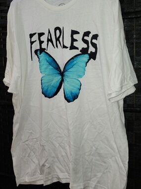 FEARLESS Butterfly  Short Sleeve T-Shirt UNISEX 2XL White w/Blue Butterfly NWT